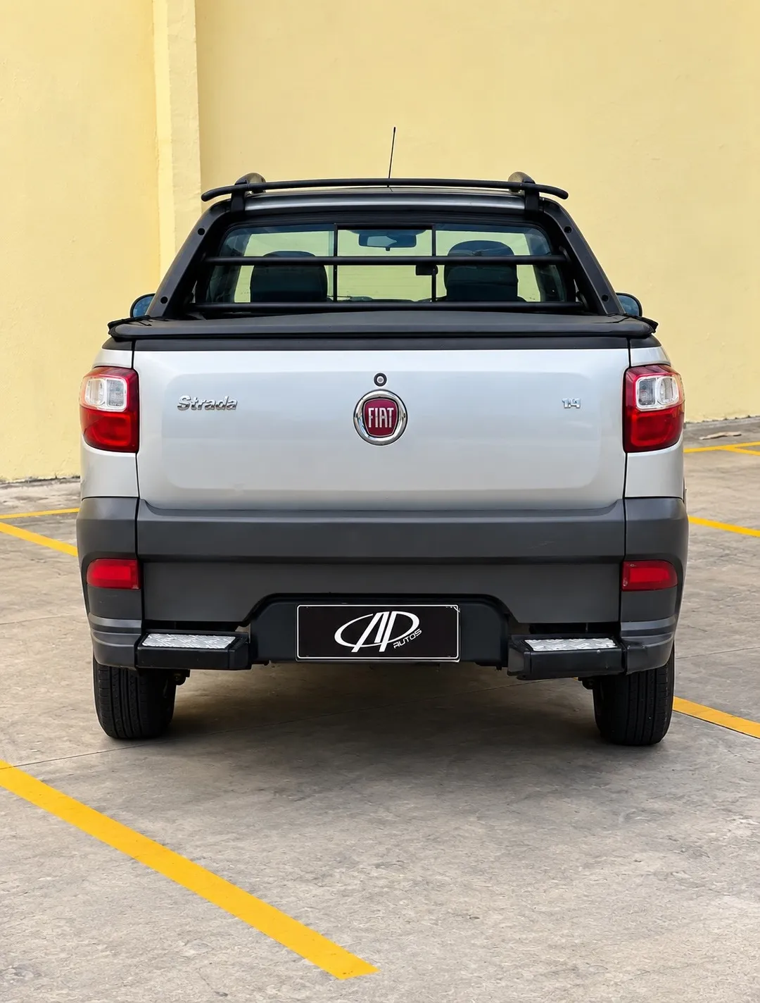 Fiat Strada 2014, foto 4 de 6
