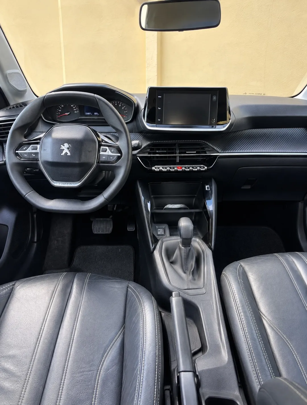 Peugeot 208 2021, foto 5 de 7
